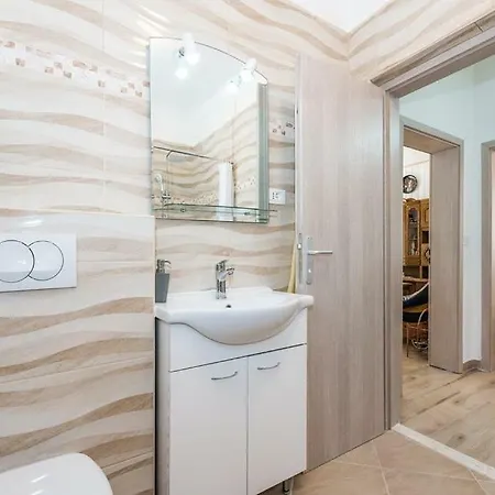 Holiday home Gveric Vodice