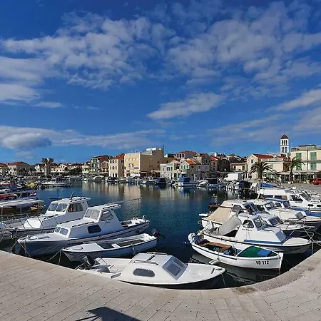 Holiday home Gveric Vodice